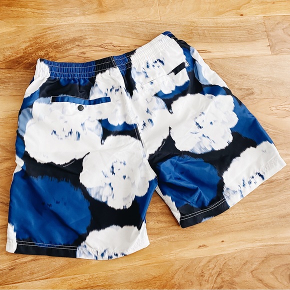 HUF Men’s Tie-Dye Blue White Tech Shorts Swimming M - Picture 2 of 6